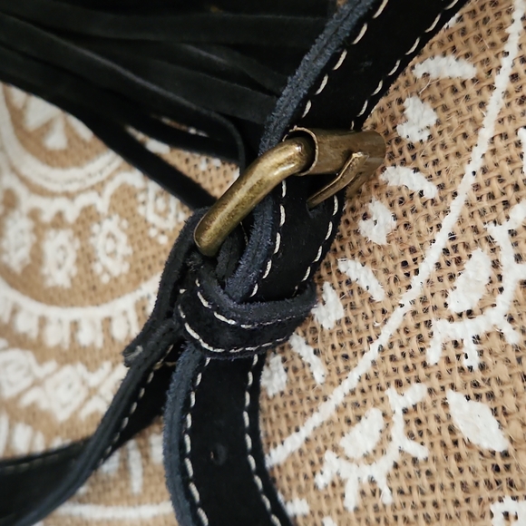 NEW Black suede studded shoulder/cross body bag. - Picture 5 of 8